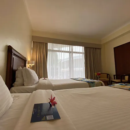 Golden Tulip Dar Es Salaam Hotel